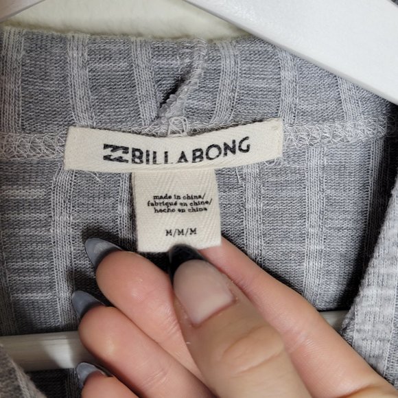 PICK 3 FOR $20 Billabong Ribbed Cropped Pullover Gray Hoodie Pocket/Pouch Size M - Picture 7 of 7